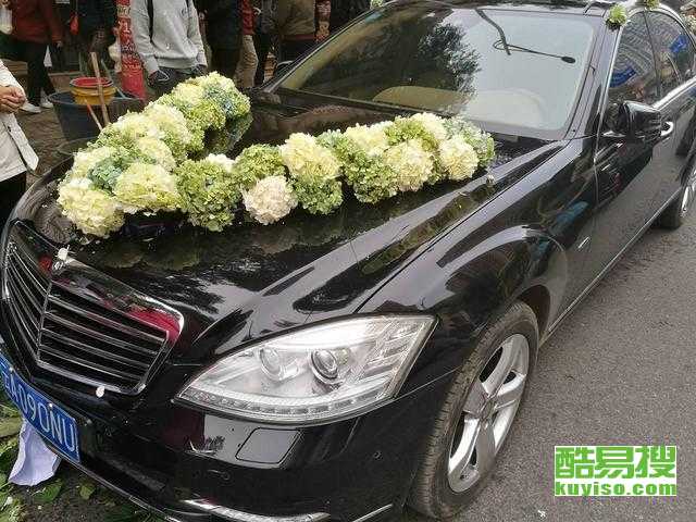 昆明婚车专业婚车租赁奔驰e副车帕萨特特价执行